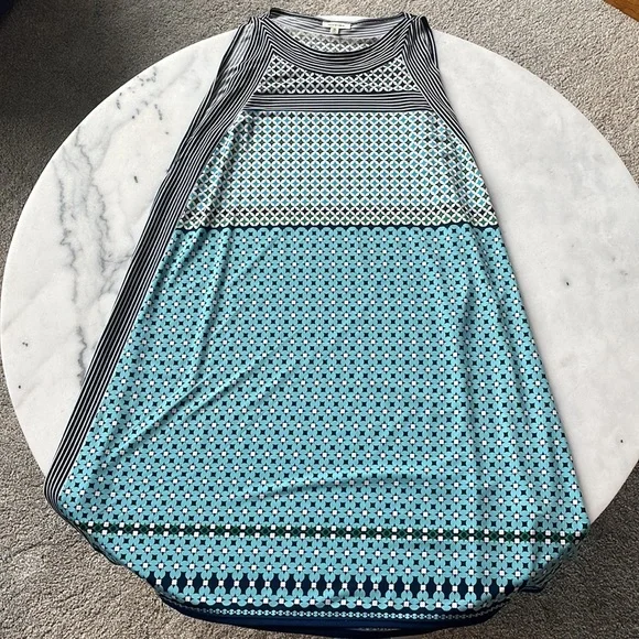 Max Studio Shift Dress - Picture 4 of 12